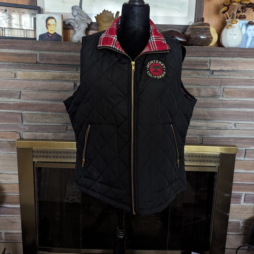Monterey black quilted vest NWOT
